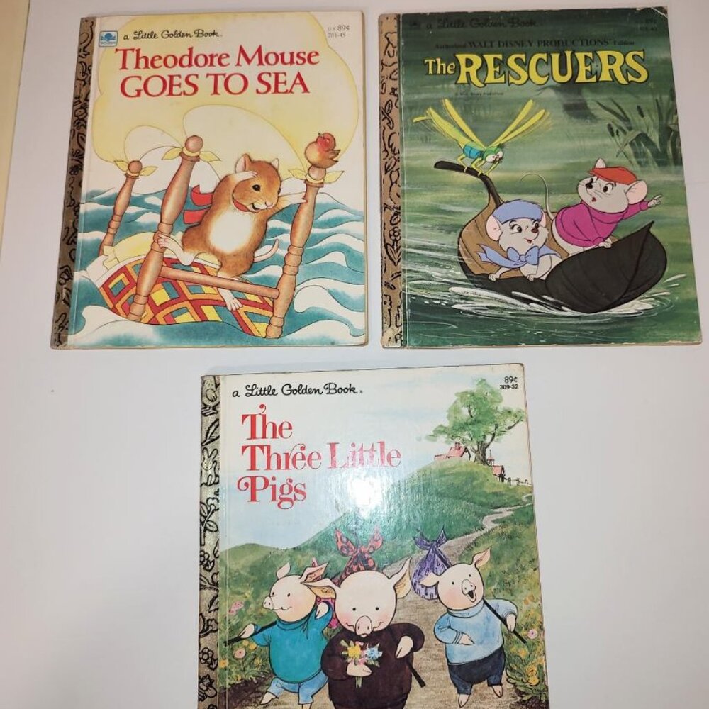 Lot of Three Little Golden Books: Animal Characters (3 Little Pigs)-AS IS